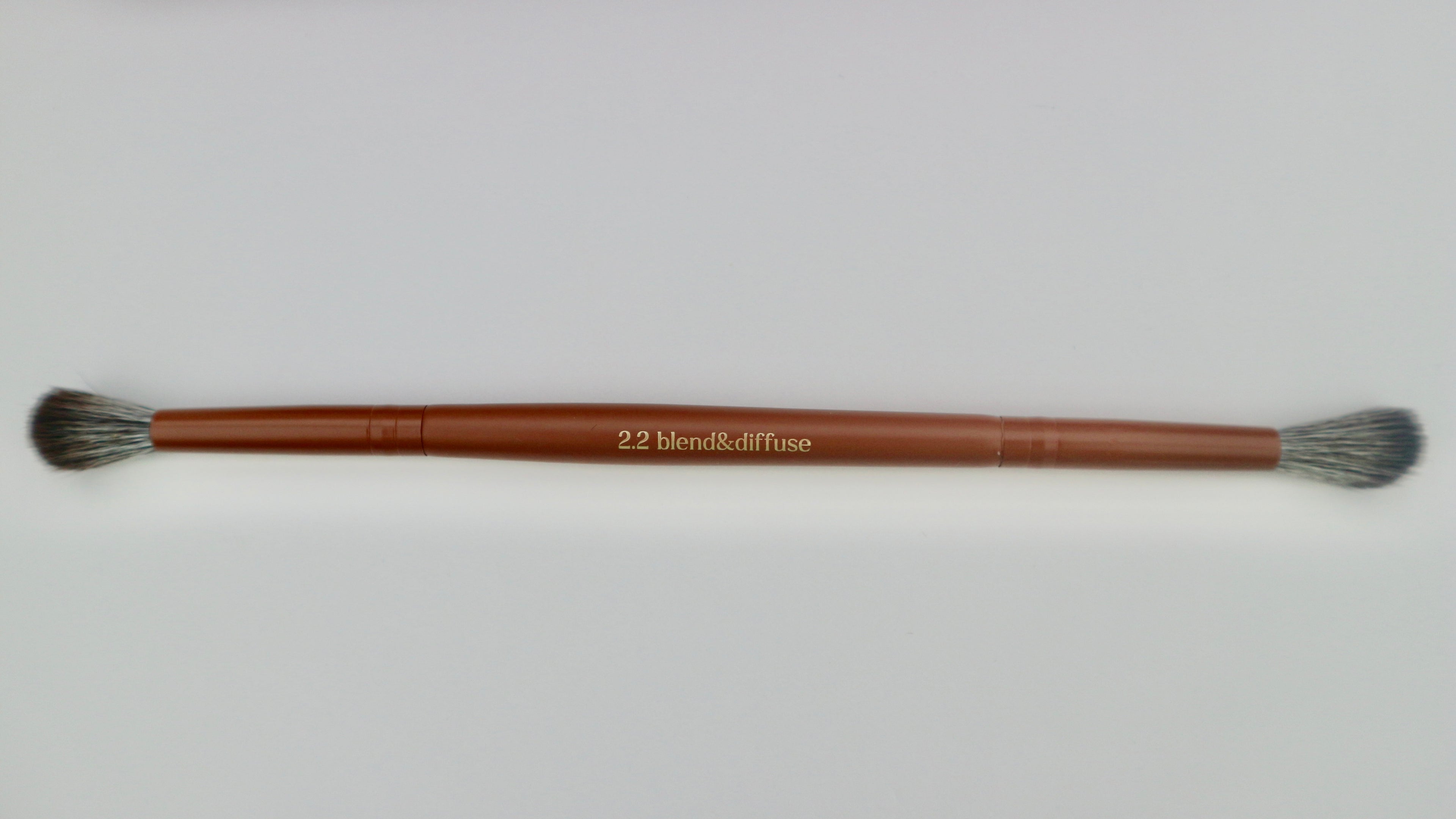 Blend & Diffuse Dual-Ended Eye Brush