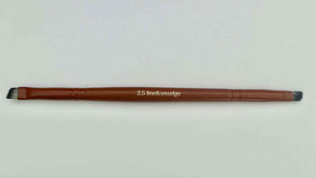 Line & Smudge Dual-Ended Eye Brush