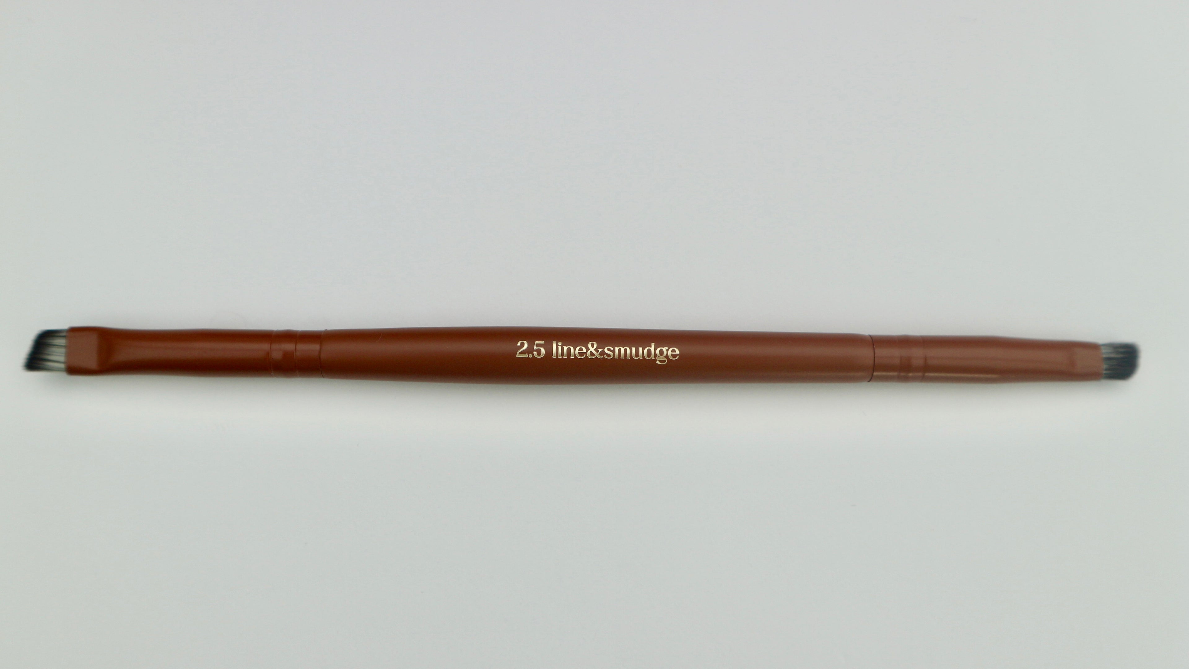 Line & Smudge Dual-Ended Eye Brush